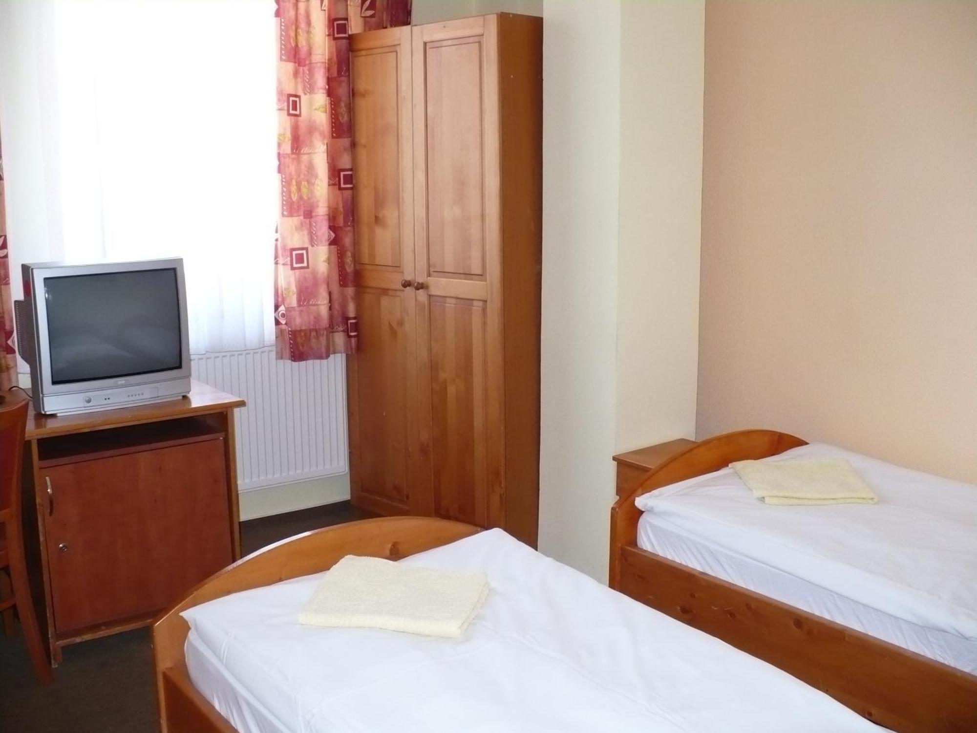 Motel Ranc Ruzomberok Exterior photo